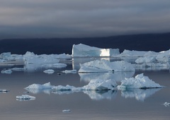 Na Grenlandiji se led tali hitreje od pričakovanj