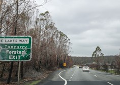 V Avstraliji gori navkljub deževju, zdaj jih je prizadelo še neurje s točo