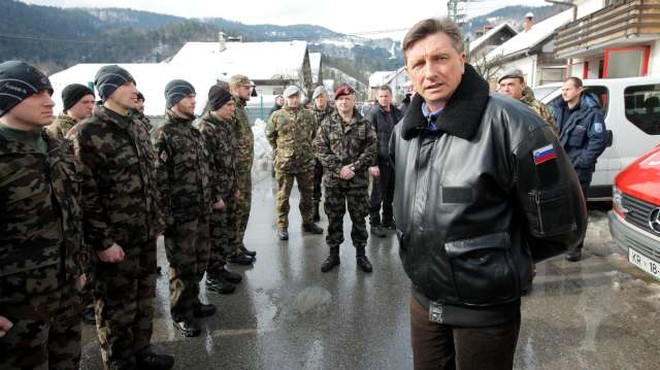 O novih črnih usnjenih jopičih Slovenske vojske (in kdo vse jih lahko nosi) (foto: Daniel Novakovič/STA)