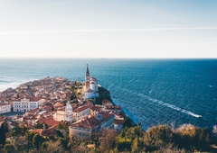 Slovenskemu turizmu dobro kaže! Kje bodo največje gneče?