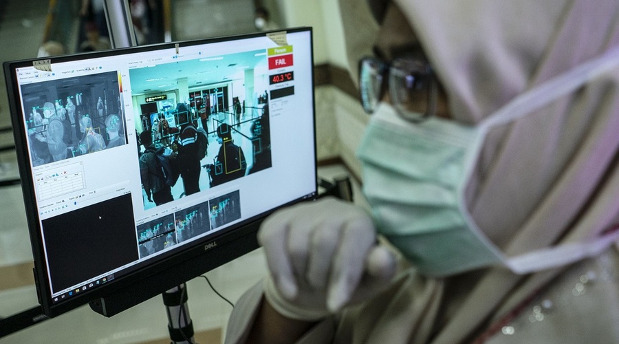 Na Kitajskem z novimi ukrepi za zajezitev širjenja virusa (foto: profimedia)