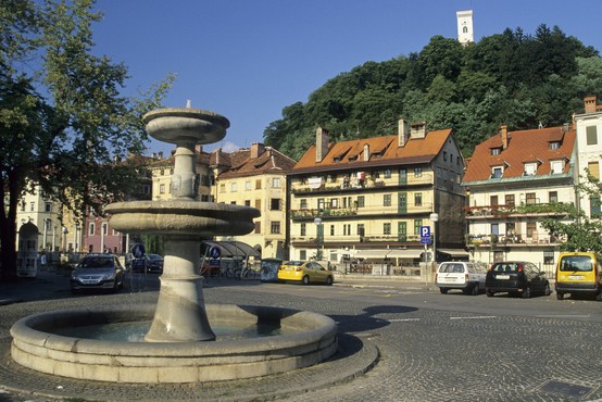 S 1. februarjem v Ljubljani potrebne nove letne parkirne dovolilnice