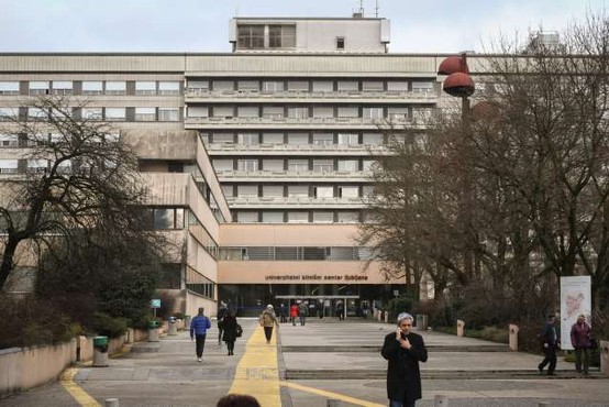 V UKC Ljubljana zapolnjeni intenzivni oddelki, zaradi gripe umrlo devet bolnikov