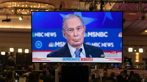Michael Bloomberg bo plačal po 2500 dolarjev na mesec za pohvale