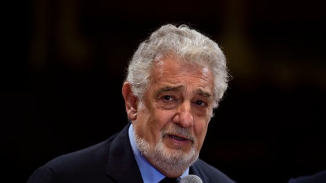 Slavni tenorist Placido Domingo je v novi izjavi zatrdil, da je bilo njegovo opravičilo napačno razumljeno