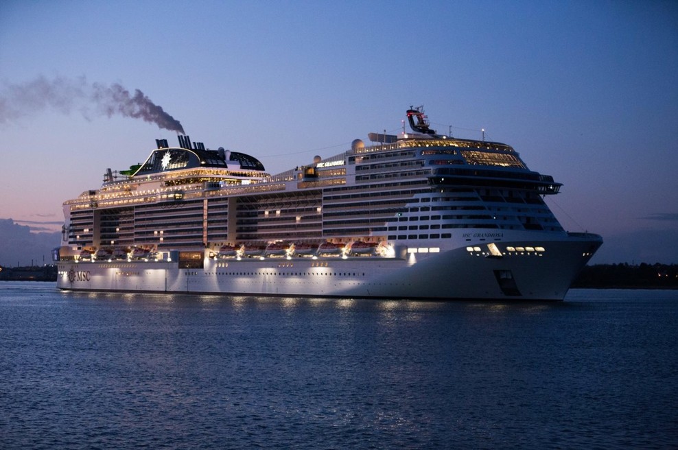 Na križarki MSC Meraviglia suma na okužbo s koronovirusom niso potrdili (foto: profimedia)