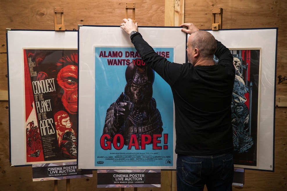 Iztržek na dražbi starih filmskih plakatov trikratno presegel pričakovanja (foto: profimedia)