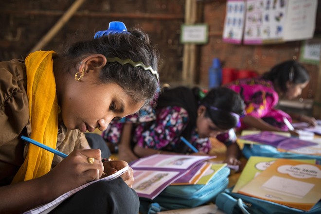 Izboljšanja pri izobraževanju, a deklice ostajajo žrtve nasilja in diskriminacije (foto: UNICEF Press)