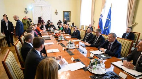 Novi ukrepi za preprečevanje širjenja okužbe s koronavirusom