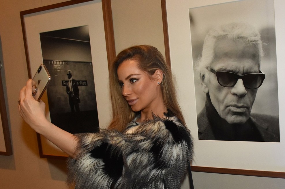 Fotografska retrospektiva modnega oblikovalca Karla Lagerfelda (foto: profimedia)