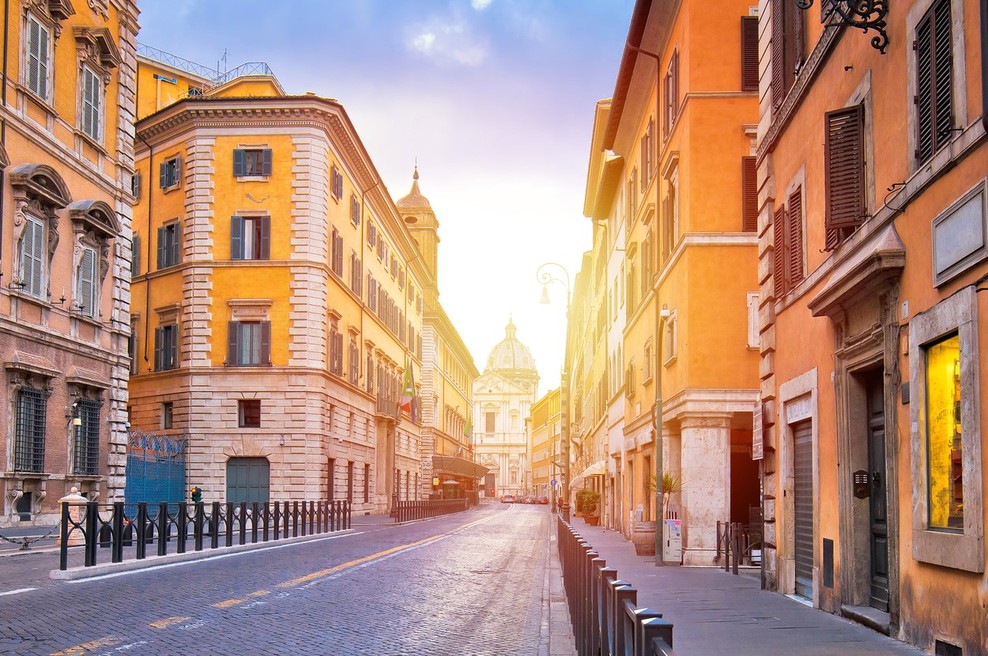 V Italiji so poostrili ukrepe proti širjenju koronavirusa (foto: profimedia)