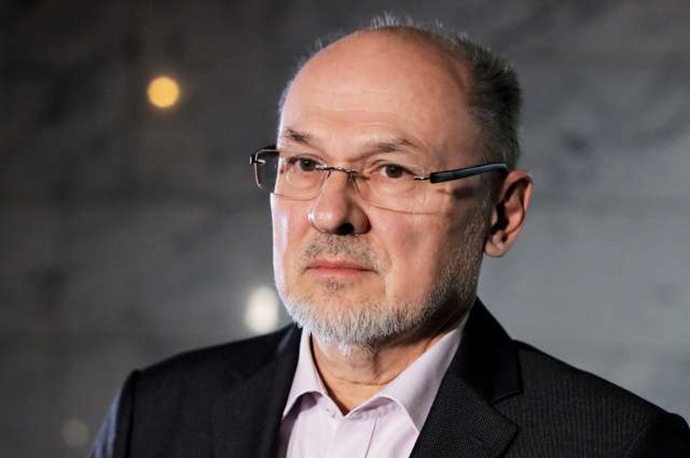 Jelko Kacin: V torek se bo ustavil letalski promet (foto: STA/Daniel Novakovič)