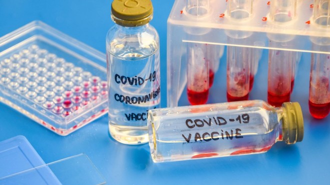 Slovenski center odličnosti se je v ključil v razvoj cepiva proti koronavirusu (foto: profimedia)