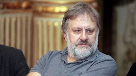 Slavoj Žižek ob pandemiji: "Z muko bomo morali zgraditi drugačno normalnost"