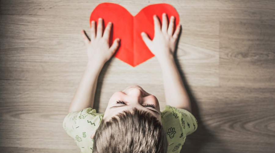 Kako prepoznati otrokovo senzibilnost in ga naučiti, da bo znal izkoristiti vse svoje darove (foto: Unsplash)