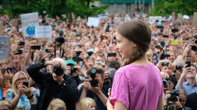 Med okuženimi s koronavirusom tudi mlada aktivistka Greta Thunberg (foto: profimedia)