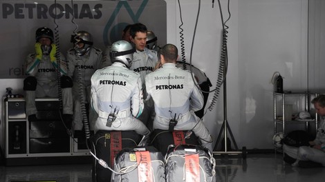 Mercedesov inovativni respirator v množično proizvodnjo
