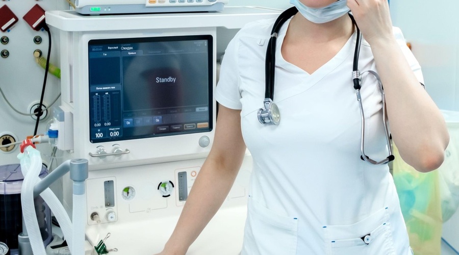 V Domu starejših Ljutomer še osem okuženih, v Horjulu štirje hospitalizirani (foto: profimedia)