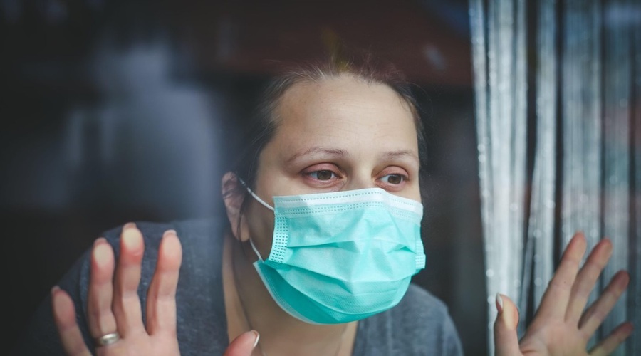 Visok smrtni davek covida-19: več kot 65 tisoč življenj po vsem svetu (foto: profimedia)