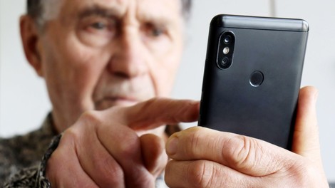 Brezplačna telefonska številka za klepet ČvekiFON: 080 38 07
