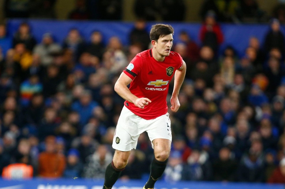 Branilec Manchester Uniteda v rojstnem kraju deli pakete s hrano starejšim (foto: profimedia)