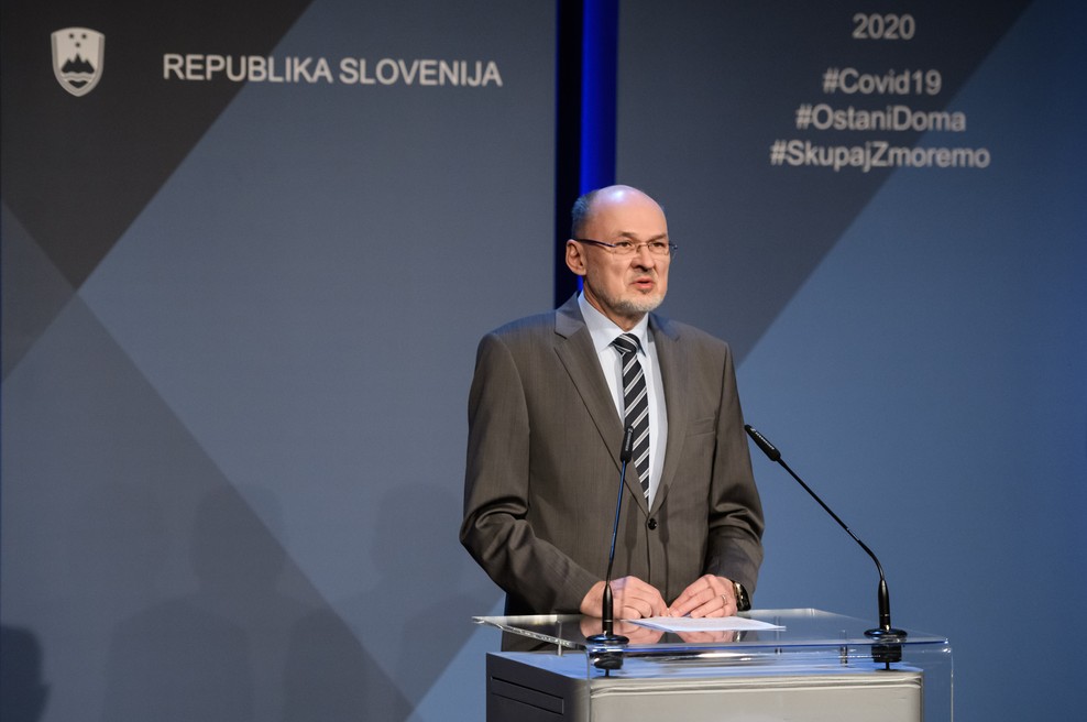 S francoskim letalom v Mali po okuženega slovenskega vojaka (foto: STA/Nebojša Tejić)