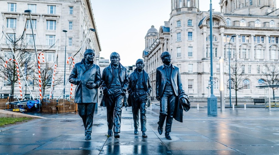 Pol stoletja po razpadu skupina The Beatles še vedno vpliva na popularno glasbo (foto: profimedia)