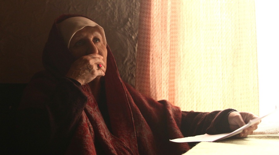 Je baba Vanga res napovedala pandemijo, ki smo ji v letu 2020 priča? (foto: profimedia)