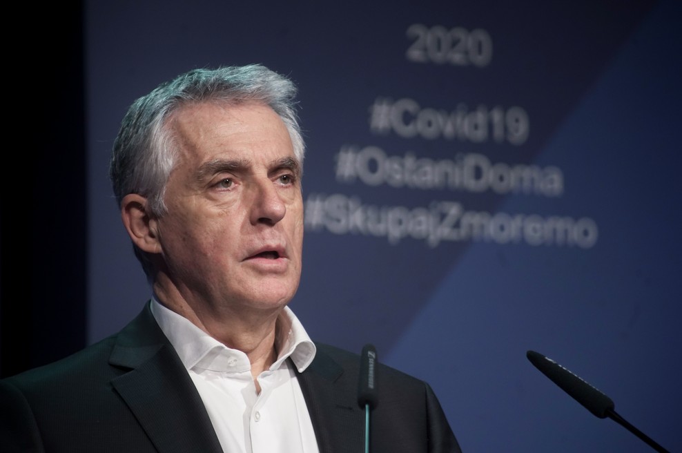 Tomaž Gantar zavrnil možnost sankcij proti WHO (foto: Nik Jevšnik/STA)