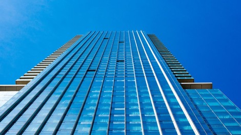 Hotelirji po svetu svoje usluge in sobe ponudili v uporabo medicinskemu osebju