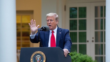 Donald Trump za širitev koronavirusa krivi WHO