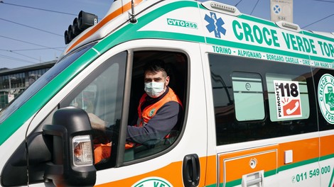 WHO opozarja: "Evropa ostaja v očesu ciklona!"