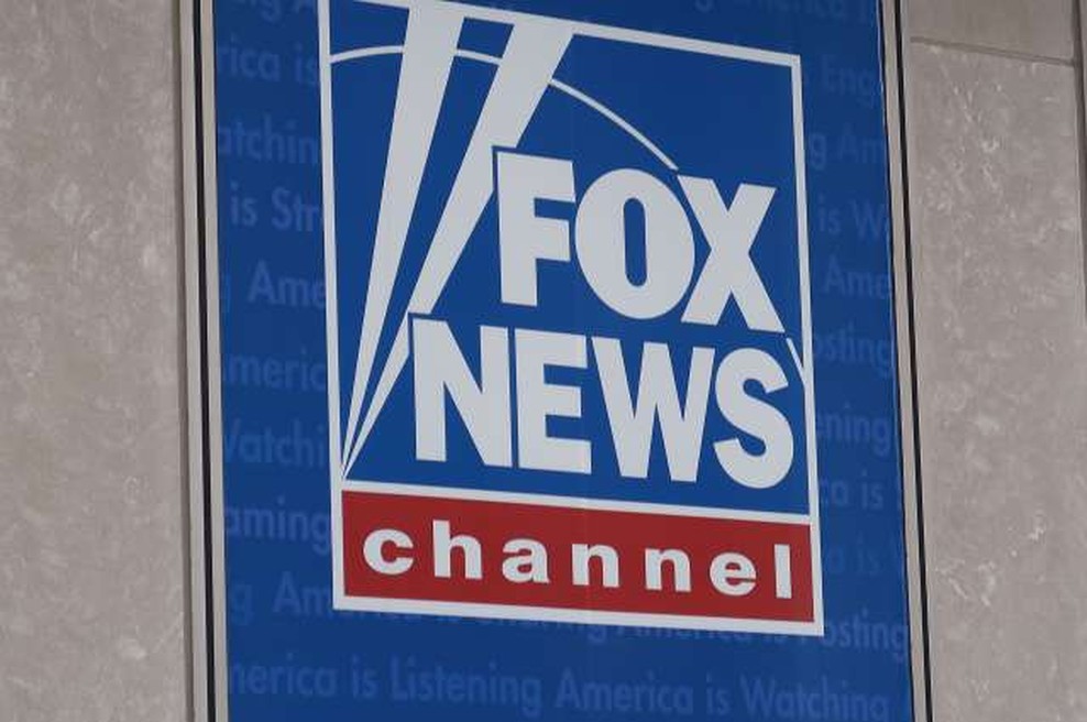 Televizijska hiša Fox News zavrača tožbo zaradi širjenja lažnih novic (foto: STA/Robi Poredoš)