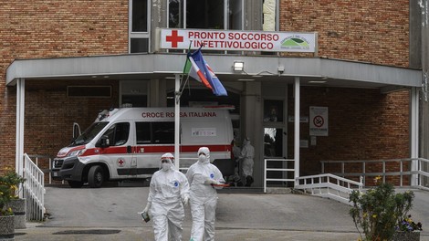 Več držav napovedalo omilitev ukrepov v boju proti koronavirusu