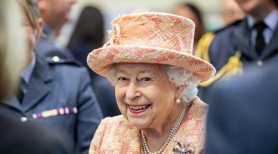 Kraljica Elizabeta II. dobila še enega pravnuka (foto: Profimedia)