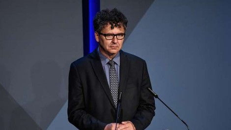 V vseslovenski raziskavi začeli z dokazovanjem protiteles v krvi preiskovancev