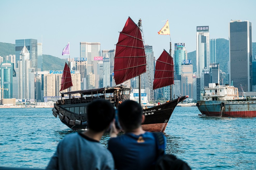 Hongkong uspešno ustavil drugi val epidemije – kaj se lahko naučimo iz njihove izkušnje (foto: Profimedia)