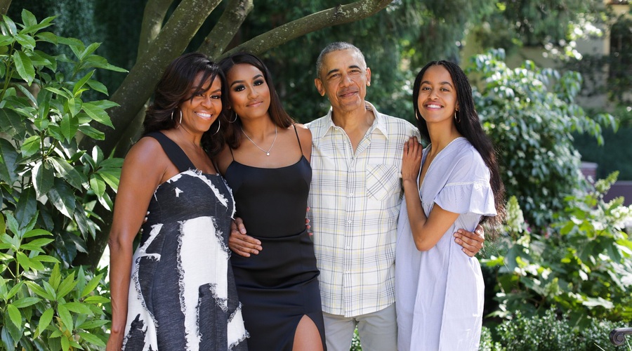 Sasha in Malia Obama prvič v intervjuju spregovorili o mami Michelle (foto: Profimedia)