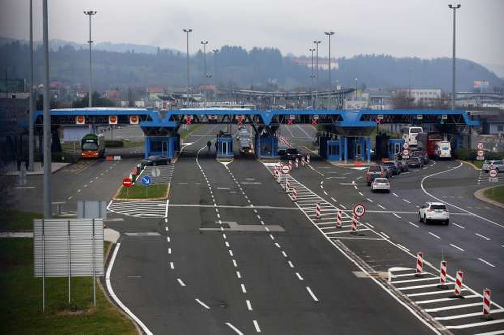 Za Slovence z nepremičninami na Hrvaškem je meja od danes odprta (foto: STA)