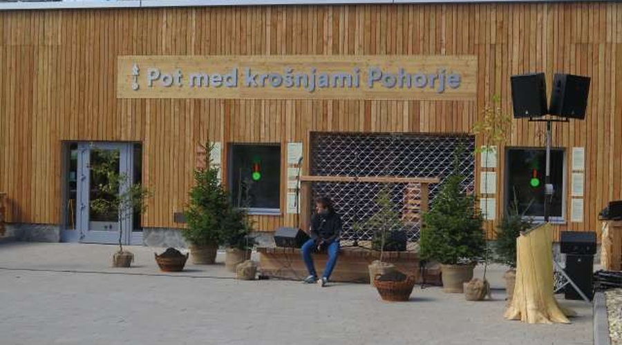Od petka naprej bo ponovno možen ogled atrakcije na Rogli (foto: Gregor Mlakar/STA)