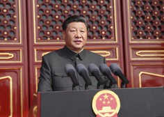 Kitajski predsednik obljubil cepivo in dve milijardi dolarjev