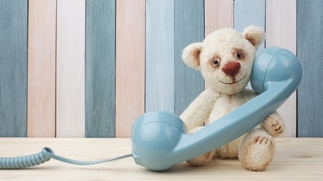 TOM telefon podaljšuje svetovalne ure za otroke, ki ostajajo doma (in ostale)