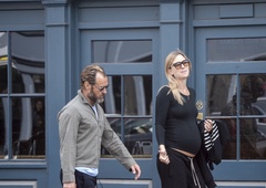 Jude Law pričakuje šestega otroka