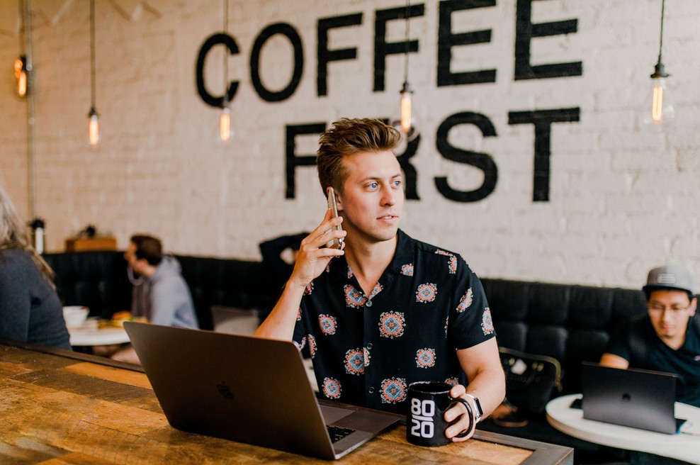 Ukrepi na delovnih mestih, ki bodo po karanteni ostali v trendu (foto: Unsplash)