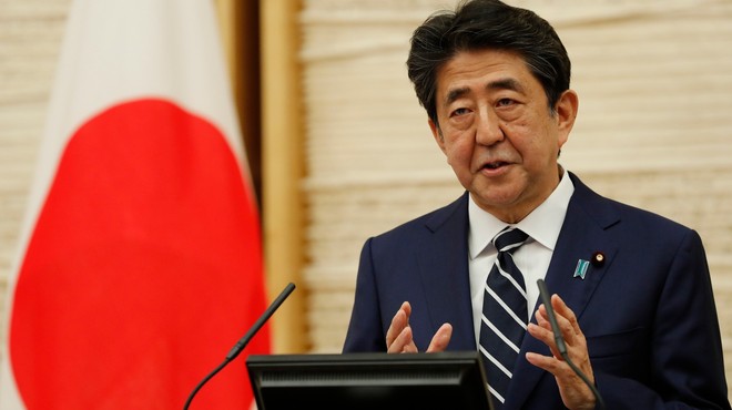 Japonski premier odpravil izredne razmere zaradi koronavirusa (foto: Profimedia)