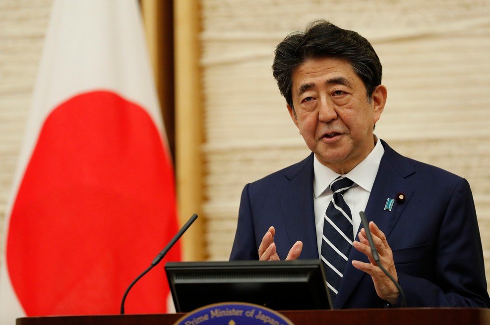 Japonski premier odpravil izredne razmere zaradi koronavirusa (foto: Profimedia)