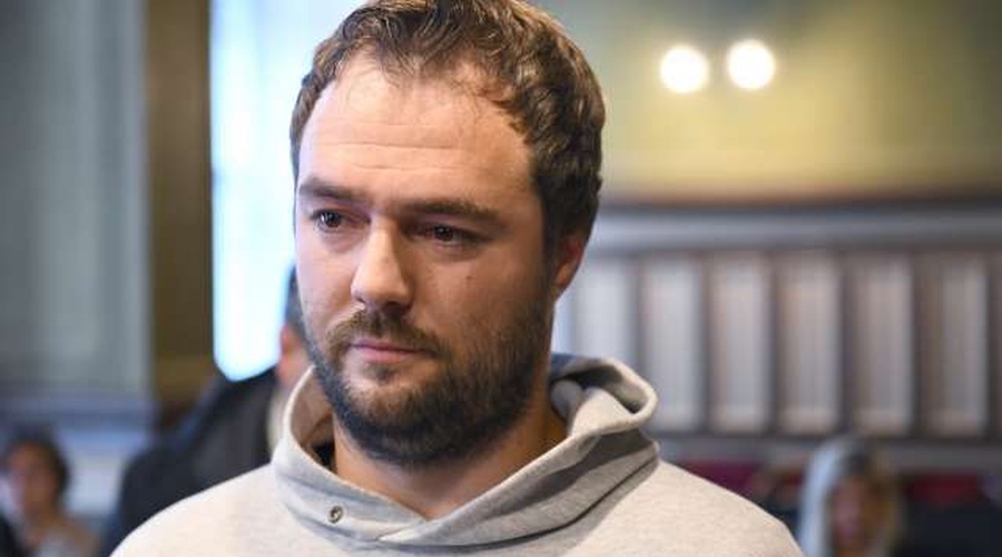 »Dvomim, da je to naenkrat postala takšna ljubezen,« o zaroki Abramova Perko! (foto: Tamino Petelinšek/STA)