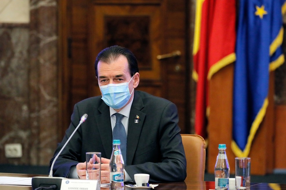 Na račun romunskega premierja, ki se je pregrešil zoper ukrepe, že zbijajo šale (foto: profimedia)