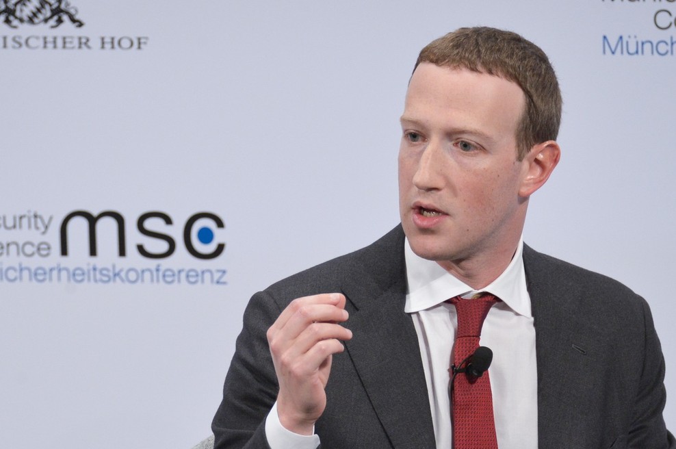 Zaposleni pri Facebooku protestirajo proti dejanjem šefa Zuckerberga (foto: Profimedia)
