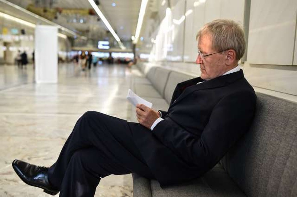 Dr. Dušan Keber: »Ker je bila odločitev na ravni politike, je to grozljivo!« (foto: Nebojša Tejić/STA)